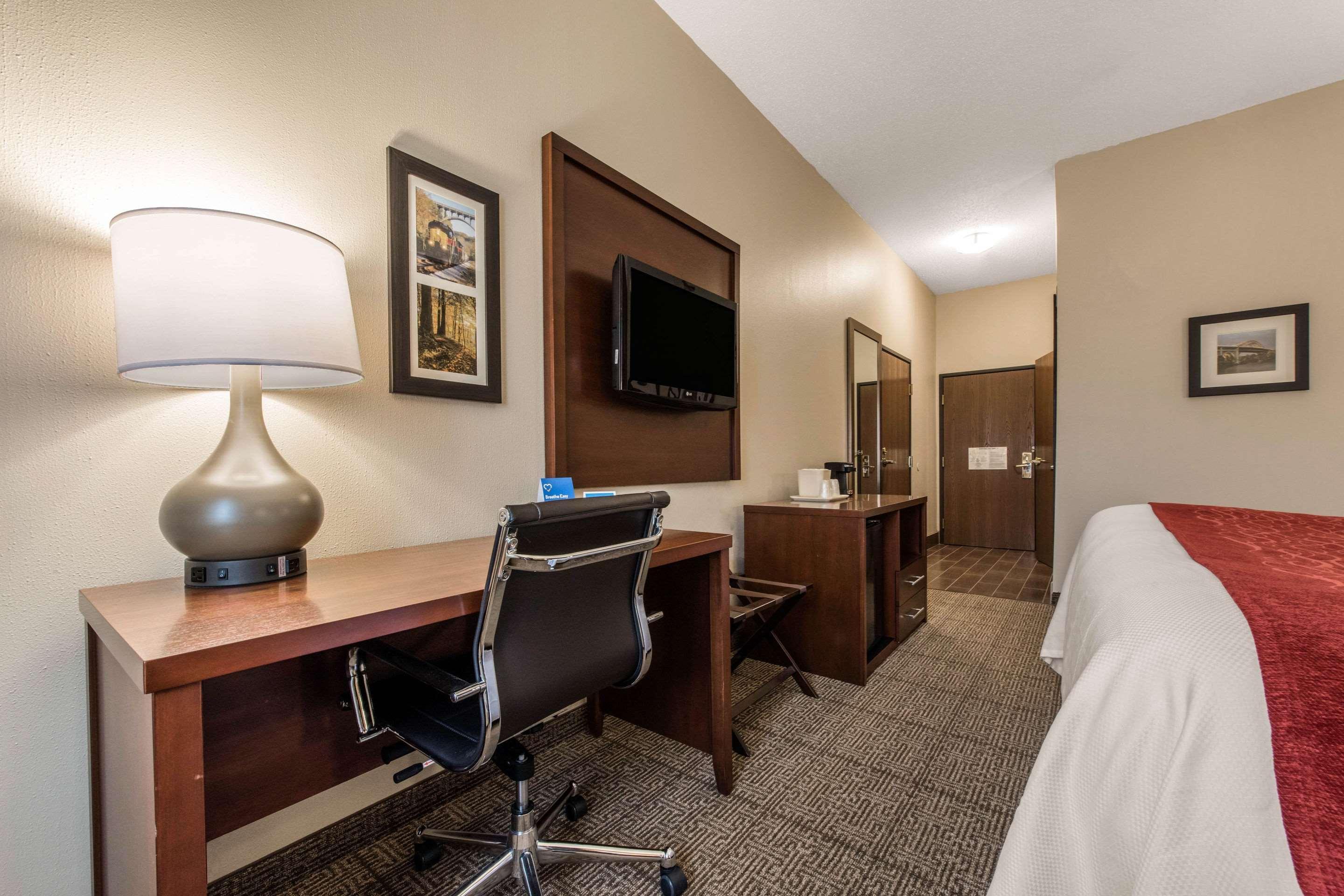 Comfort Inn & Suites Streetsboro - Kent Esterno foto